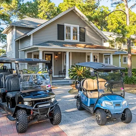 Villa 1358 Laurel Grove